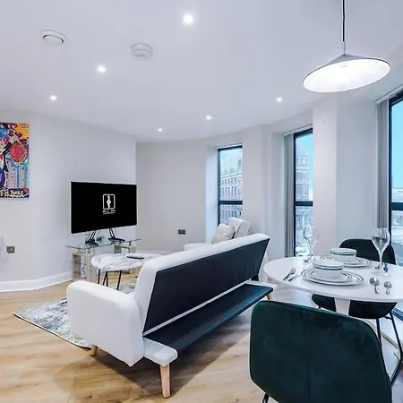 Apartment Monopoly Wallz - Sleeps 3